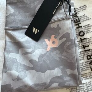 YO Women's Camouflage Leggings - Grey - Aria Reversible leggings gray camo